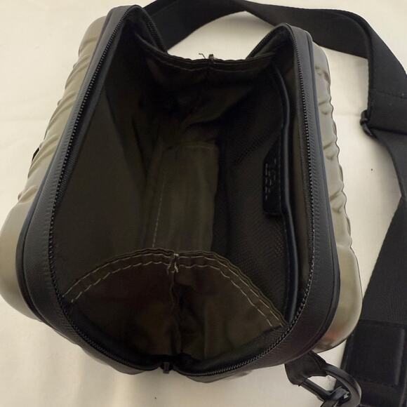 Zara Rigid Crossbody Hard Shell Purse Bag Army Green - Picture 4 of 7